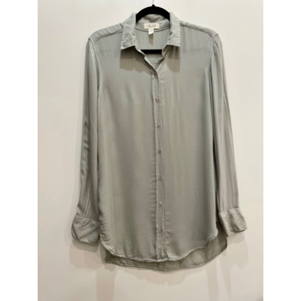 Bella Dahl Button Down Blouse Lightweight Rayon Shirt Sage Size Small Minimalist